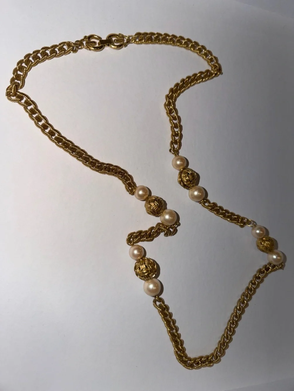 Vintage Givenchy Gold-Tone & Faux Pearl Haute Couture Runway 80’s Long Necklace - Picture 4 of 15